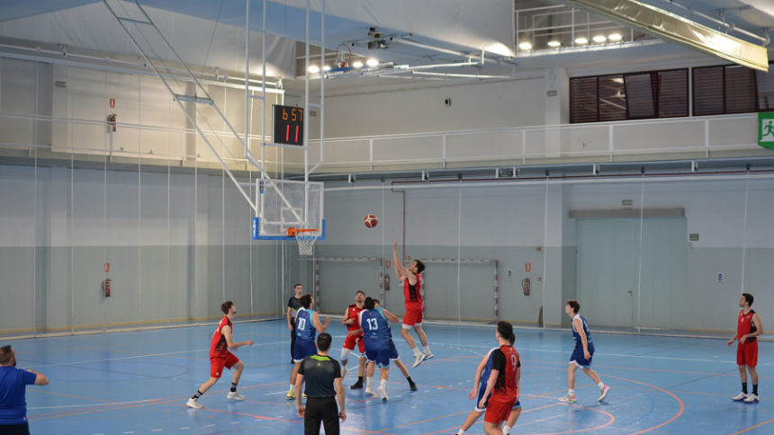 La US acoge el CAU de Baloncesto